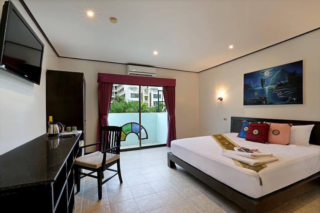 Angus O'Tool'S Guesthouse Karon Rum bild