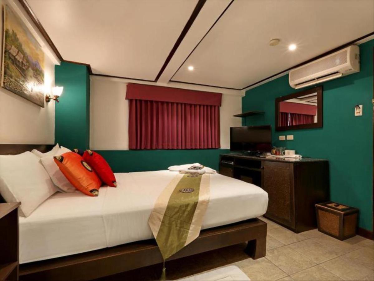 Angus O'Tool'S Guesthouse Karon Exteriör bild